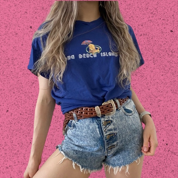 Vintage Tops - Vintage 2000 Long Beach Island V-Neck Tee